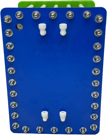 Placa frontal de un electrolizador alcalino fabricado por Hidrógeno Verde Israel
